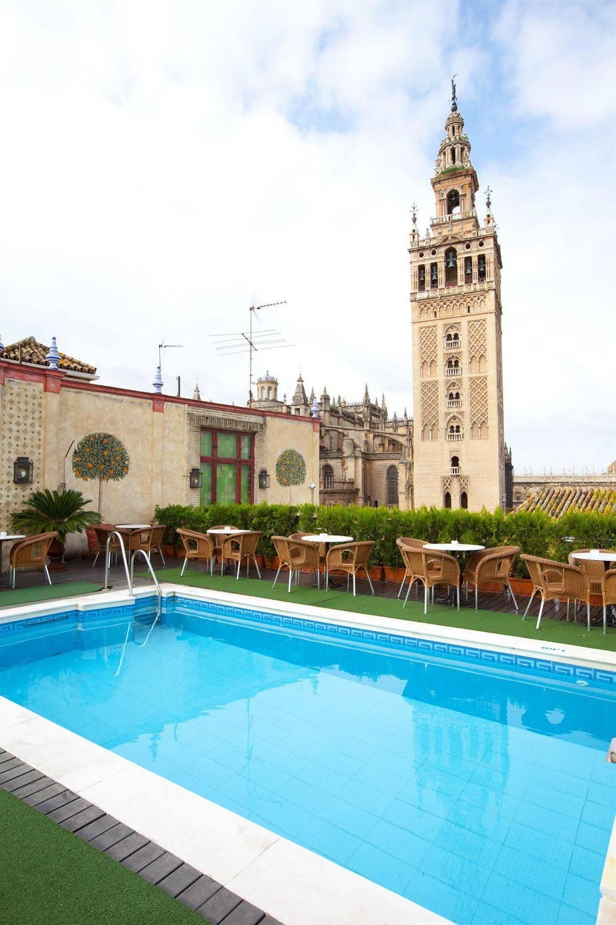 Hotel Dona Maria Seville Exterior photo